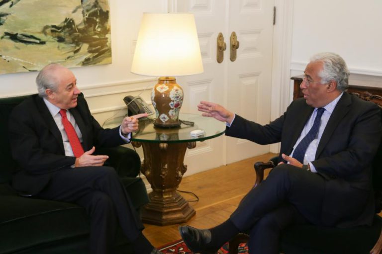 COSTA E RIO REÚNEM-SE NA QUARTA-FEIRA PARA ACORDO SOBRE DESCENTRALIZAÇÃO