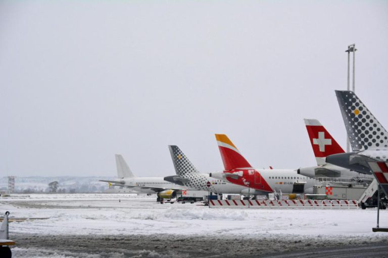PROCURA DO TRANSPORTE AÉREO AUMENTOU 7,6% A NÍVEL MUNDIAL EM FEVEREIRO