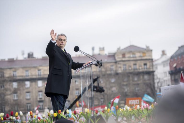 NACIONALISTA VIKTOR ORBAN FAVORITO NAS LEGISLATIVAS DE HOJE NA HUNGRIA