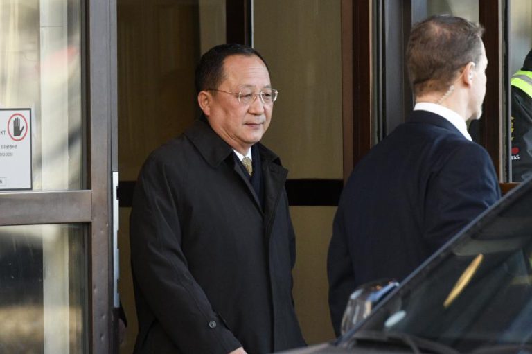 CHEFE DA DIPLOMACIA DA COREIA DO NORTE EM PEQUIM