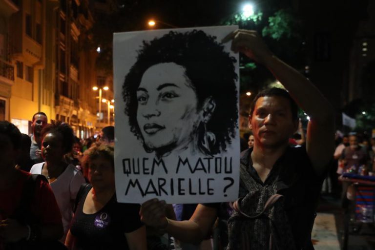AUTORIDADES SUPEITAM DE MILÍCIAS NO HOMICÍDIO DE VEREADORA NO RIO DE JANEIRO