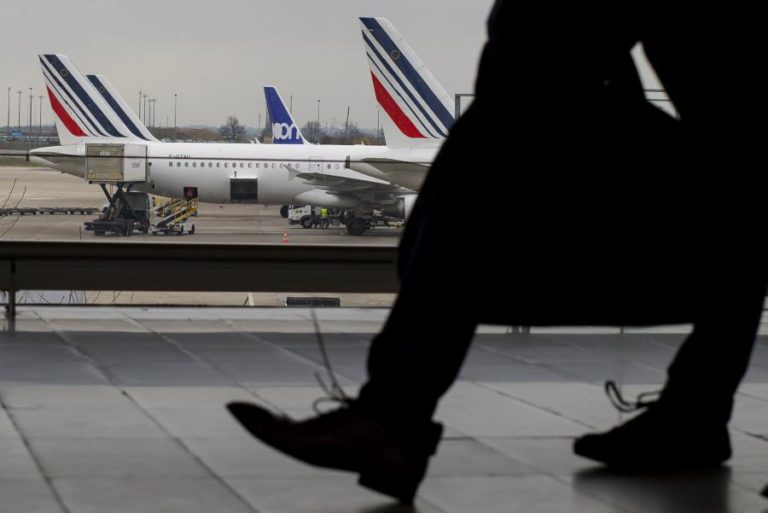 GREVE NA AIR FRANCE LEVA A CANCELAMENTO DE 25% DOS VOOS NA TERÇA-FEIRA