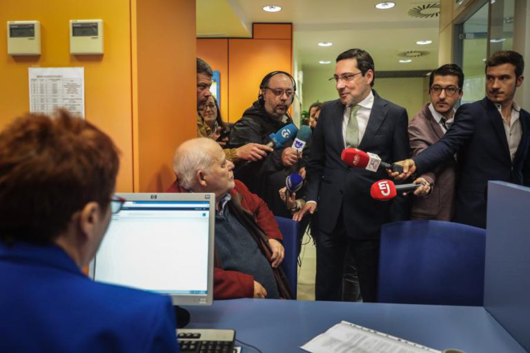 MAIS DE 260 MIL CONTRIBUINTES JÁ ENTREGARAM DECLARAÇÃO DE IRS DE 2017, SEGUNDO O GOVERNO