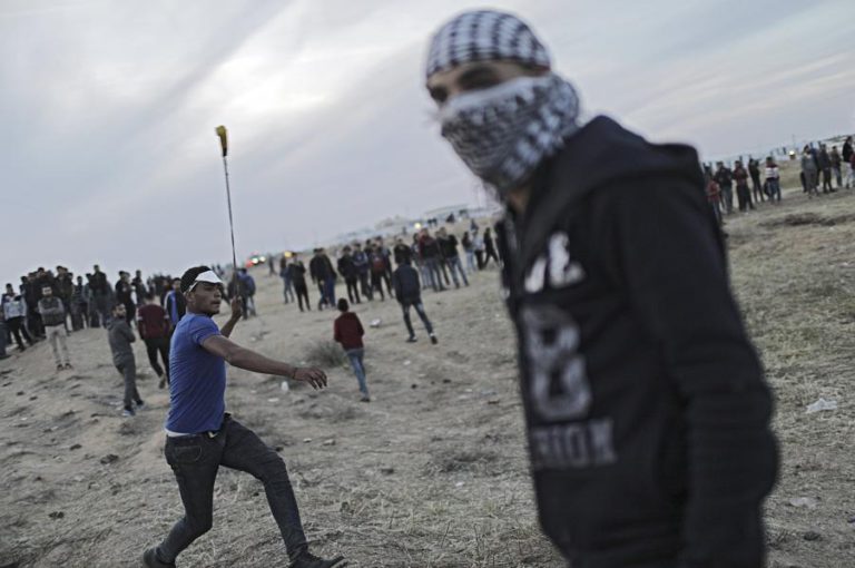 MINISTRO DA DEFESA DE ISRAEL PROMETE RESPOSTA DURA AOS PROTESTOS EM GAZA