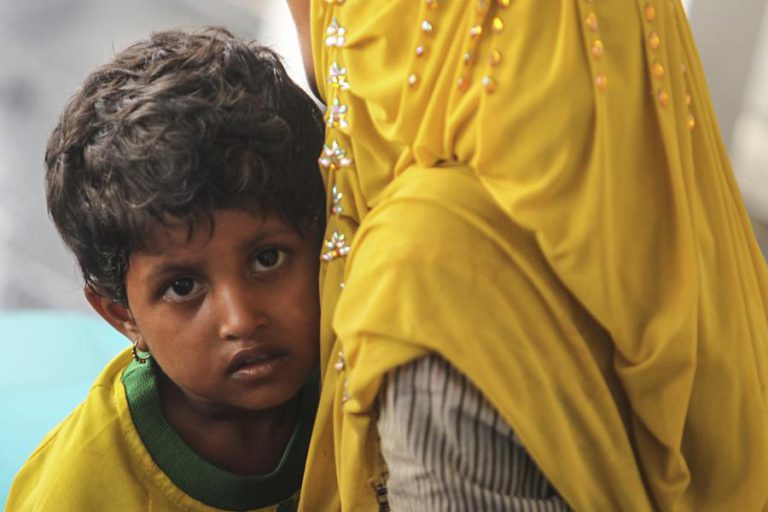 PRIMEIRA FAMÍLIA DE MUÇULMANOS ROHINGYA REGRESSOU À BIRMÂNIA – GOVERNO