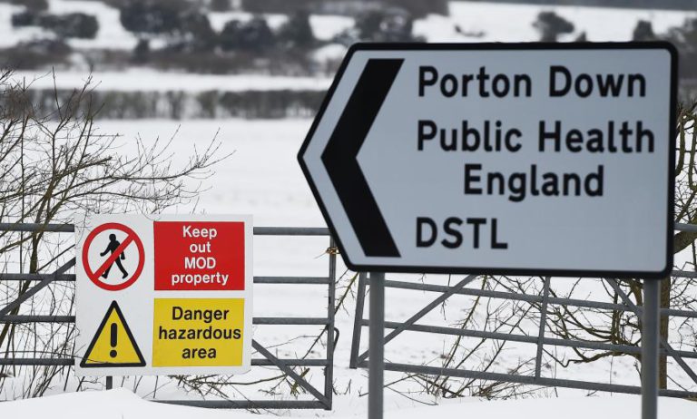 SKRIPAL: LABORATÓRIO MILITAR SEM PROVAS DE QUE GÁS TENHA SIDO PRODUZIDO NA RÚSSIA