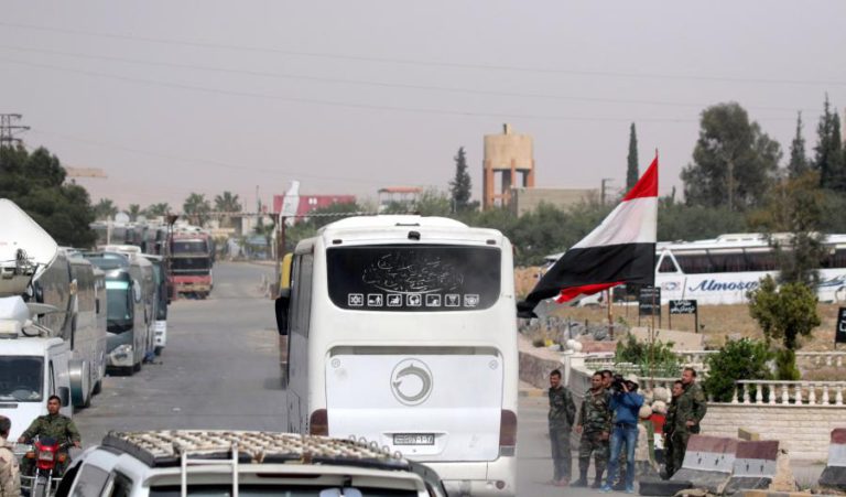 AUTORIDADES SÍRIAS ANUNCIAM ACORDO PARA SAÍDA DE REBELDES DE DOUMA