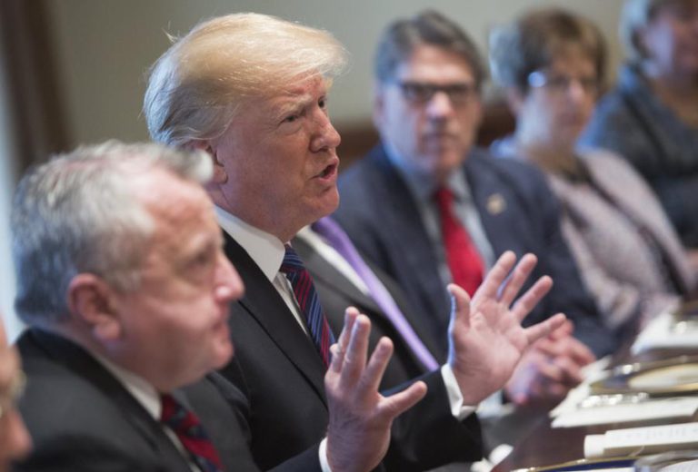 TRUMP QUER DEIXAR A SÍRIA E GARANTE UMA DECISÃO “MUITO RAPIDAMENTE”