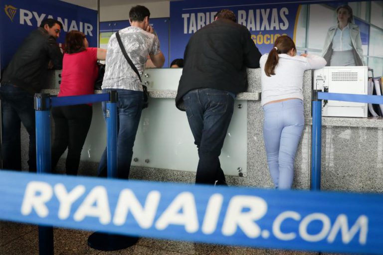 SINDICATOS REÚNEM-SE A 24 DE ABRIL EM LISBOA PARA DISCUTIR GREVE EUROPEIA NA RYANAIR