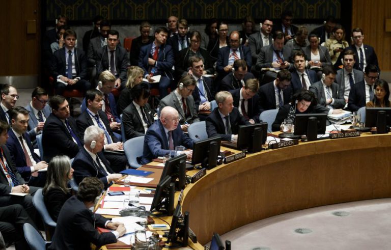 RÚSSIA PEDE VOTAÇÃO SIMULTÂNEA DAS RESOLUÇÕES SOBRE ATAQUES QUÍMICOS NA SÍRIA
