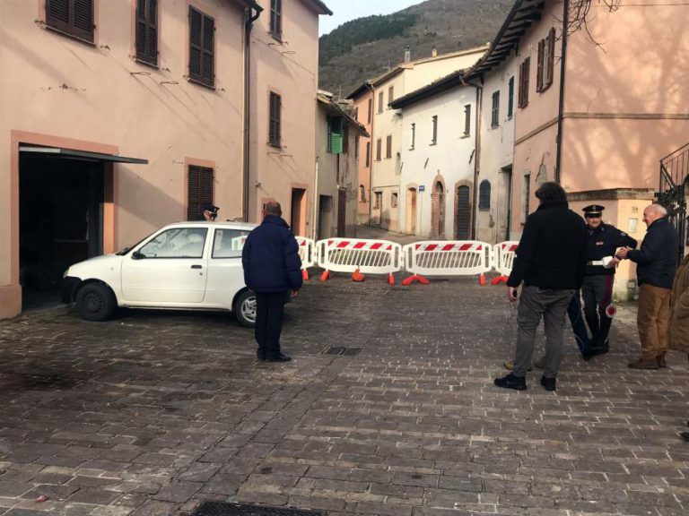 SISMO NO CENTRO DE ITÁLIA CAUSA DANOS LIGEIROS E ENCERRAMENTOS DE ESCOLAS