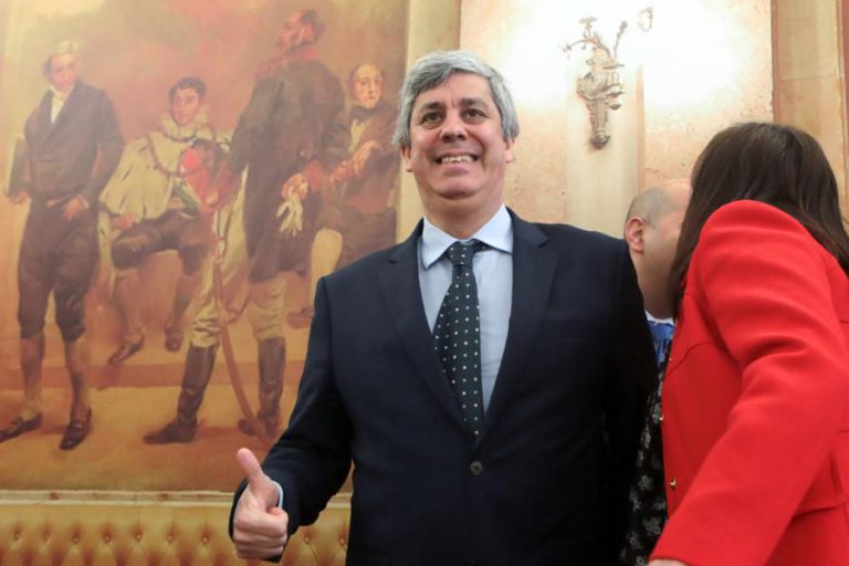 “SOMOS TODOS ADALBERTO” – MINISTRO DAS FINANÇAS