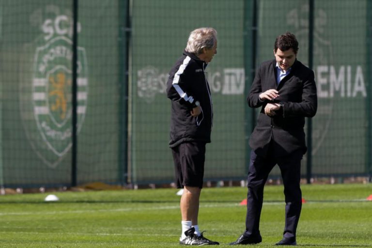 DIRETOR DO FUTEBOL DO SPORTING SUSPENSO POR 10 DIAS