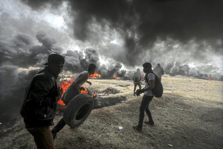 QUATRO PALESTINIANOS MORTOS E MAIS DE 150 FERIDOS EM PROTESTOS NA FAIXA DE GAZA