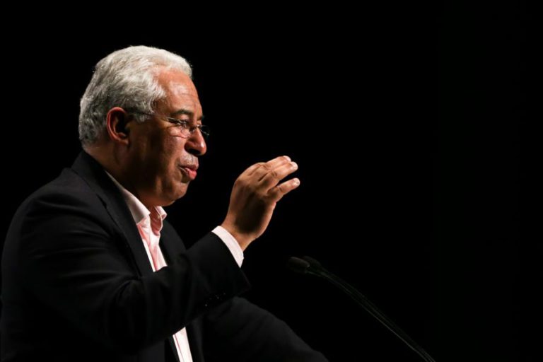 COSTA QUER LANÇAR POLÍTICA NACIONAL DE ATRAÇÃO DE IMIGRANTES