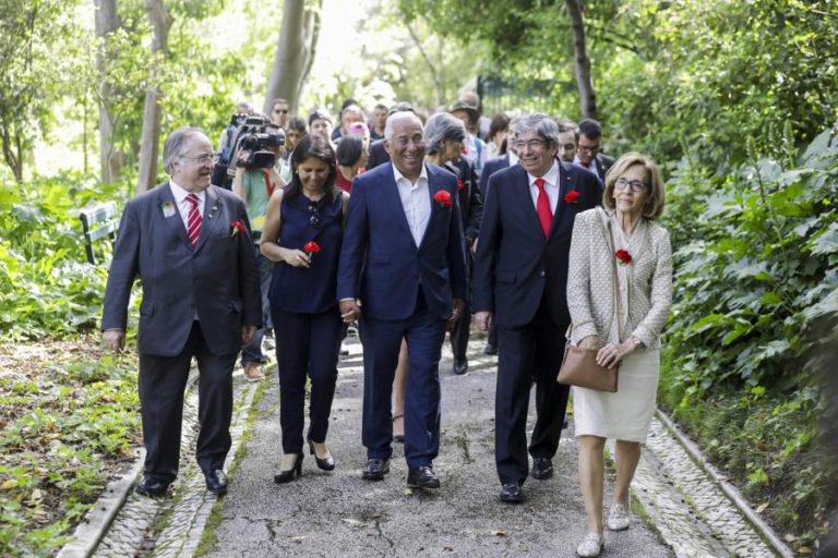 COSTA TRANSFERE-SE PROVISORIAMENTE PARA O TERREIRO DO PAÇO POR OBRAS EM SÃO BENTO