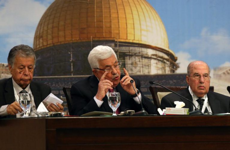 PRESIDENTE PALESTINIANO APELA À RETIRADA DE CRIANÇAS DA ZONA DE CONFRONTOS