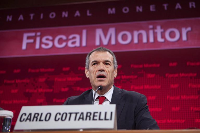 PRESIDENTE ITALIANO CONVOCOU CARLO COTTARELLI, EX-DIRETOR DO FMI