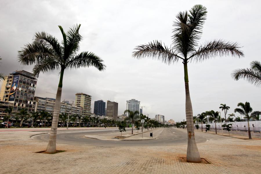 EAGLESTONE DIZ QUE É ALTURA CERTA PARA ANGOLA ESTANCAR SUBIDA DA DÍVIDA