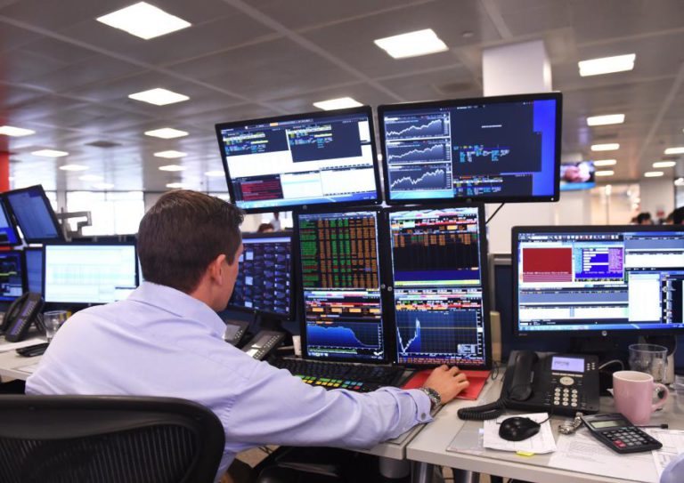 PSI20 SOBE 0,73% EM LINHA COM GANHOS NA EUROPA