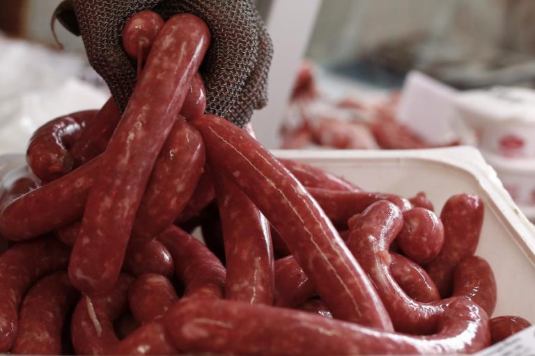 OMS LANÇA PLANO PARA AJUDAR PAÍSES A ELIMINAR GORDURAS SATURADAS DA ALIMENTAÇÃO