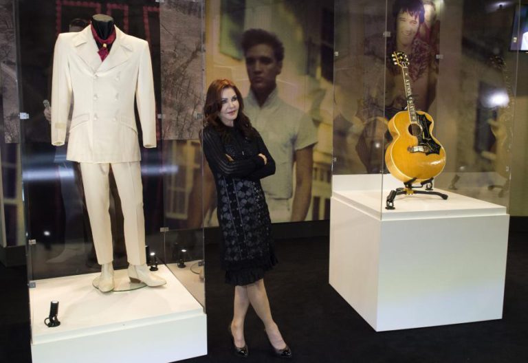 FABRICANTE DAS GUITARRAS GIBSON DECLARA FALÊNCIA