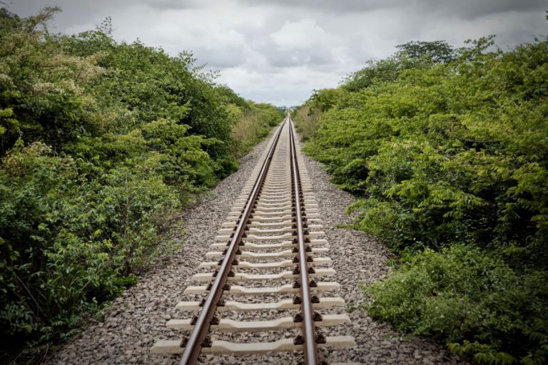 CAMINHOS DE FERRO DE MOÇAMBIQUE VOLTAM A TRANSPORTAR CARVÃO DA ÁFRICA DO SUL