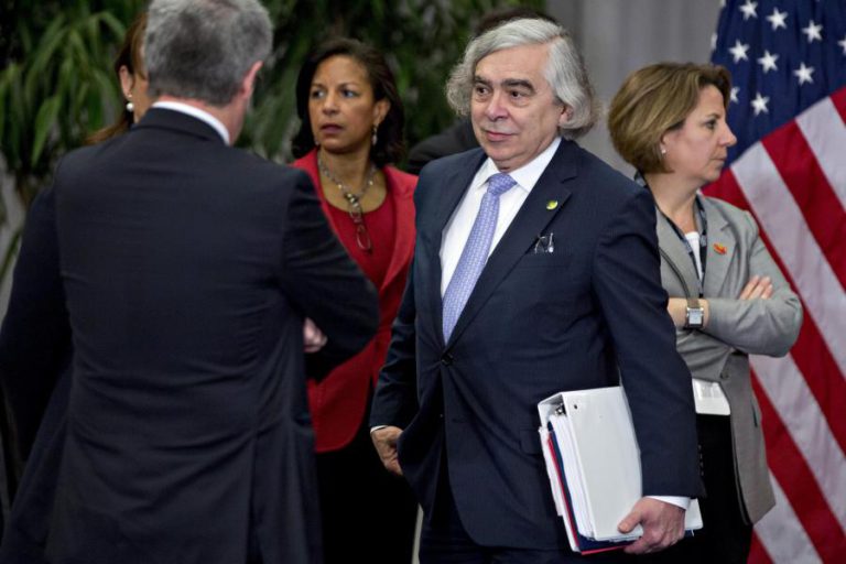 EX-SECRETÁRIO DA ENERGIA DOS EUA CONSIDERA SAÍDA DO ACORDO “UM ERRO MONUMENTAL”