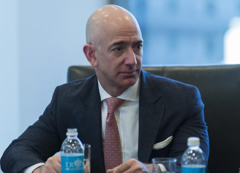 AMAZON DEVE ACABAR COOPERAÇÃO COM POLÍCIA EM PROGRAMA DE RECONHECIMENTO FACIAL
