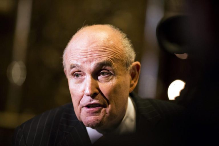 CASA BRANCA DISTANCIA-SE DE DECLARAÇÕES DE RUDY GIULIANI