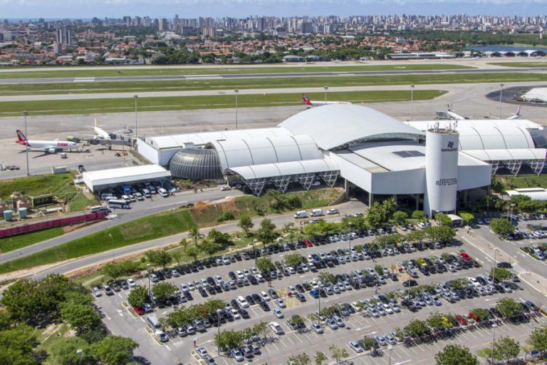 GREVE CONTRA AUMENTOS NOS COMBUSTÍVEIS NO BRASIL CAUSA PROBLEMAS NOS AEROPORTOS