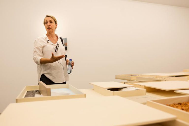 EXPOSIÇÃO DE FERNANDA FRAGATEIRO EM LISBOA FAZ A SÍNTESE DA SUA PRODUÇÃO ARTÍSTICA