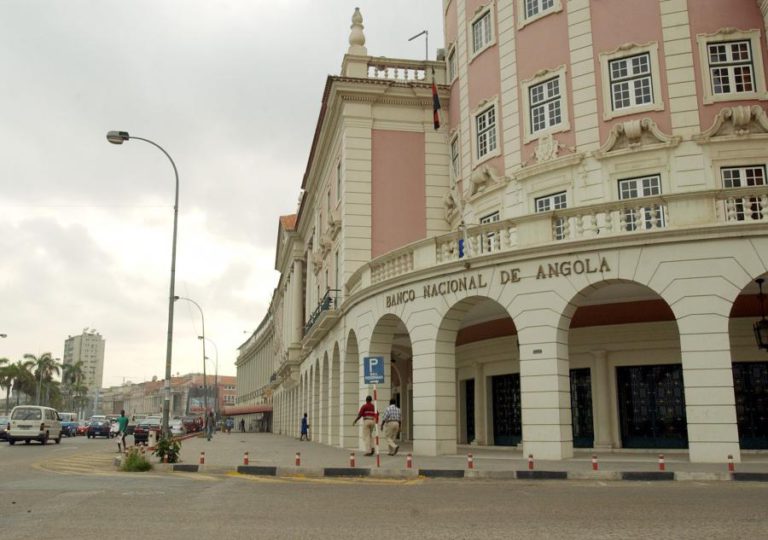 BANCO NACIONAL DE ANGOLA INJETA 183,7 MEURO EM DIVISAS NOS BANCOS COMERCIAIS