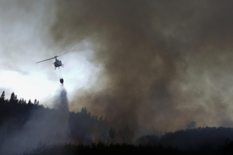 DEZ PRIMEIROS HELICÓPTEROS ALUGADOS PARA COMBATE A INCÊNDIOS PRONTOS A OPERAR