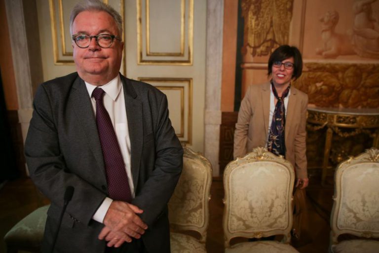 MINISTRO DA CULTURA DEMITE DIRETORA-GERAL DAS ARTES POR “PERDA DE CONFIANÇA POLÍTICA”