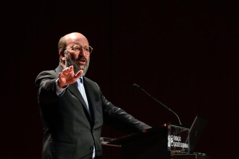 MINISTRO DO AMBIENTE ACUSA AMBIENTALISTAS DE SE COMPORTAREM COMO POLUIDORES