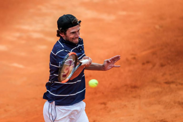 PEDRO SOUSA BATE NORUEGUÊS CASPER RUUD E CONQUISTA BRAGA OPEN EM TÉNIS