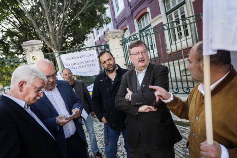 UGT ESPERA A MESMA VONTADE DO GOVERNO PARA TRABALHADORES NÃO DOCENTES COMO PARA OS DA SAÚDE