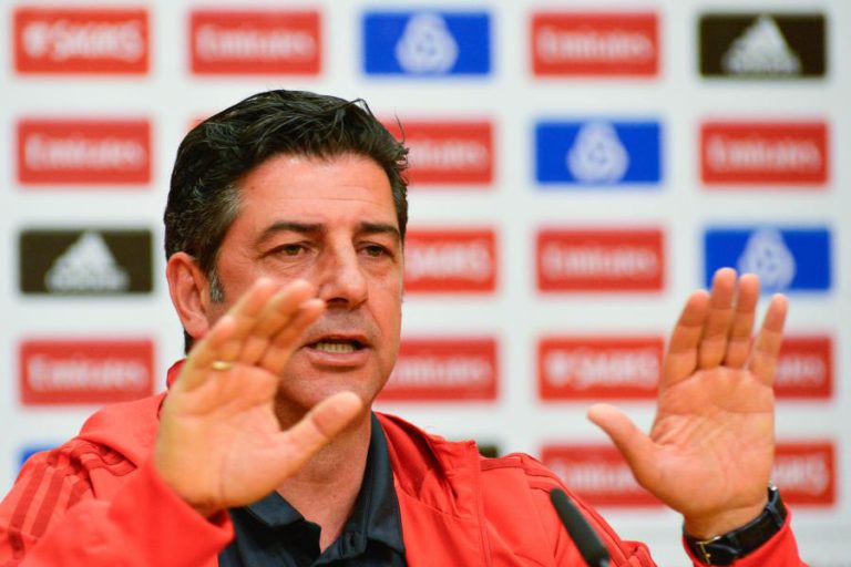 RUI VITÓRIA GARANTE CONTINUIDADE NO BENFICA EM VÉSPERA DE DEFRONTAR O SPORTING
