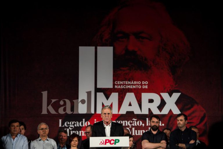 JERÓNIMO DIZ QUE “TRABALHO NÃO PAGO” NA EDP, GALP E REN TEM “NÍVEIS ESCANDALOSOS”