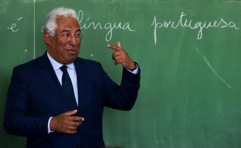 PRIMEIRO-MINISTRO AFIRMA QUE A QUESTÃO DAS ELEIÇÕES É SABER SE CONTINUA PRIMEIRO-MINISTRO