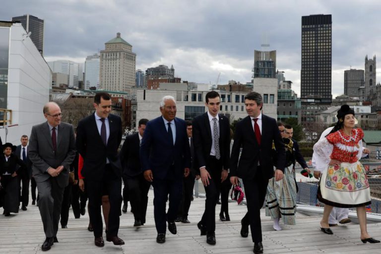 COSTA CONVIDA PRIMEIRO-MINISTRO CANADIANO A VISITAR PORTUGAL
