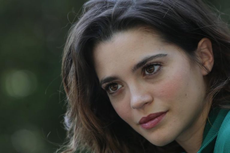 JOANA RIBEIRO FAZ ESTREIA INTERNACIONAL EM CANNES COM AJUDA DE D. QUIXOTE