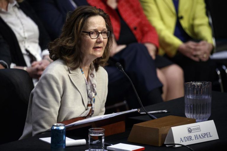 CANDIDATA A LIDERAR CIA PROMETE QUE NÃO AUTORIZARÁ TORTURA EM INTERROGATÓRIOS