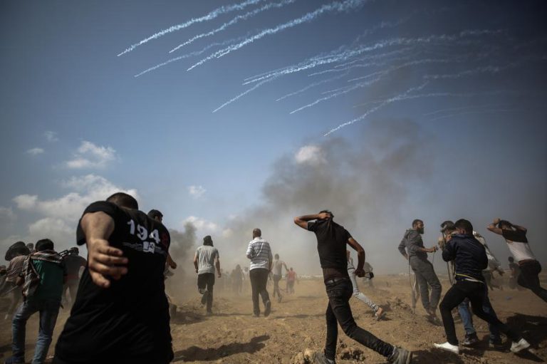 DEZASSEIS PALESTINIANOS MORTOS EM GAZA POR SOLDADOS ISRAELITAS