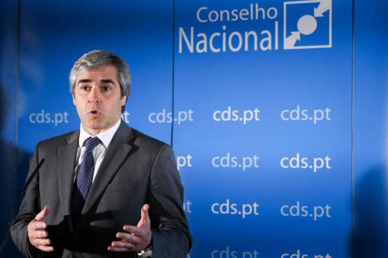 CDS-PP PEDE ÀS ENTIDADES REGULADORAS QUE ESTEJAM ATENTAS À OPA SOBRE A EDP