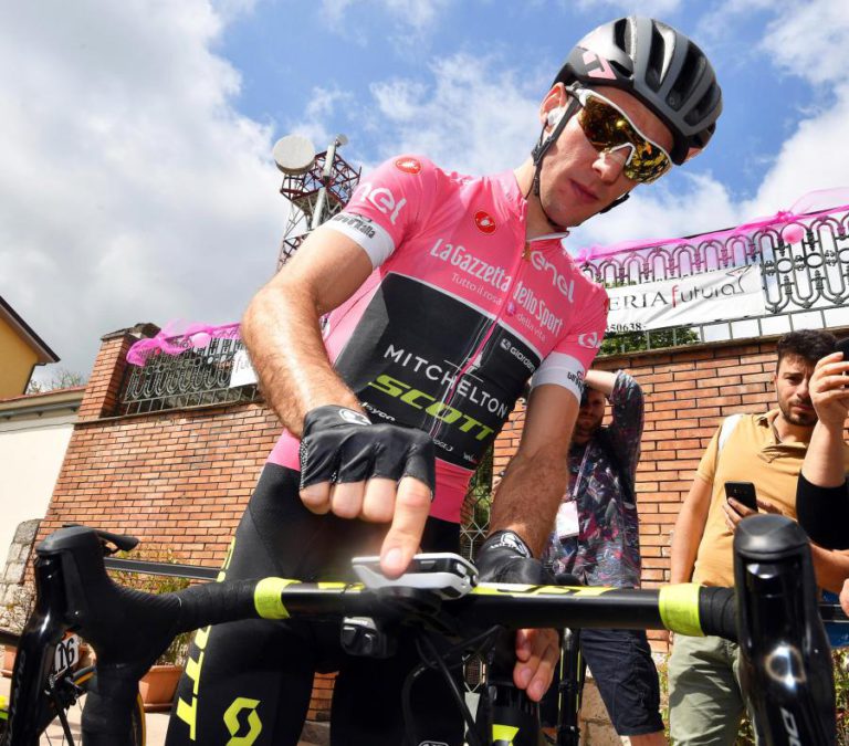GIRO: SIMON YATES CONTINUA A DOMINAR E VENCE MAIS UMA ETAPA