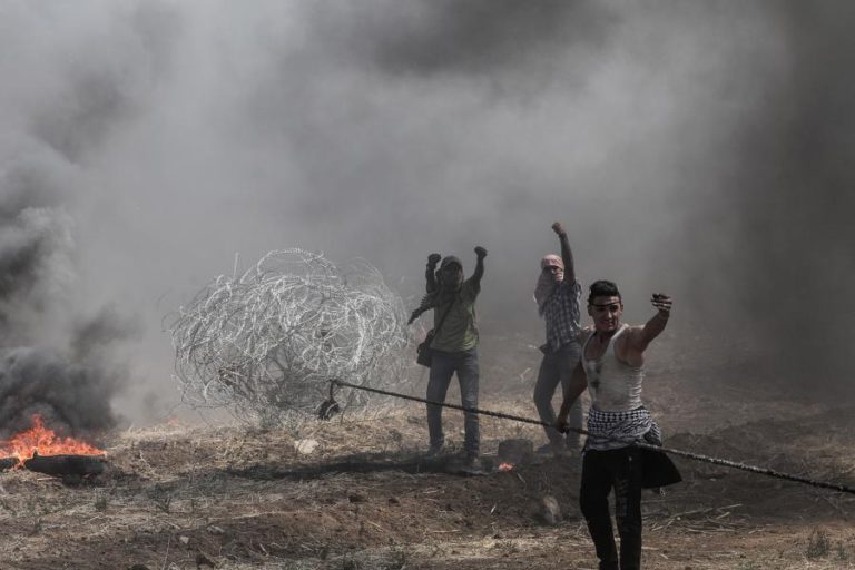 52 PALESTINIANOS MORTOS NA FAIXA DE GAZA PELO EXÉRCITO ISRAELITA