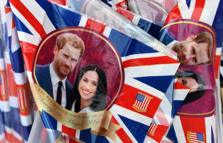 PRÍNCIPE CARLOS LEVARÁ MEGAN MARKLE AO ALTAR NA CERIMÓNIA DE CASAMENTO COM HARRY
