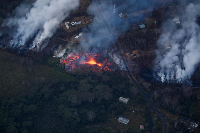 AUTORIDADES NO HAVAI CONTABILIZAM 82 ESTRUTURAS DESTRUÍDAS POR ERUPÇÃO DO KILAUEA